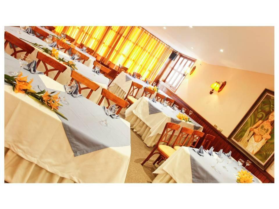 Casona Real Hotel Богота Экстерьер фото