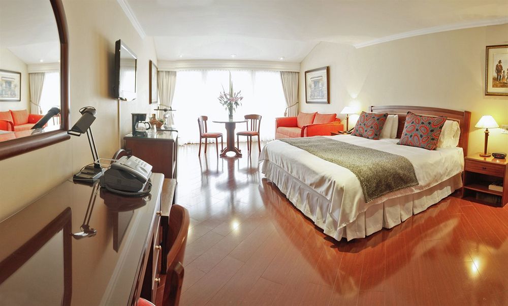 Casona Real Hotel Богота Экстерьер фото
